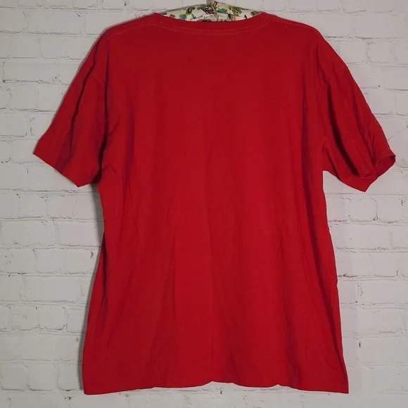 Buc-ee's Red Classic Yellow Beaver  Logo Tee Tshirt Unisex Top Size XL - Picture 8 of 9